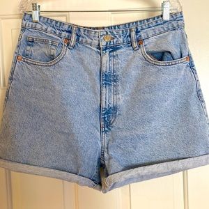 ZARA Mom Fit Jean Shorts Size 12